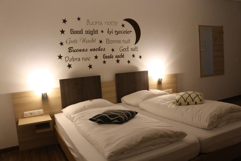 Hotel Baldus Delmenhorst Oda fotoğraf